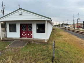 103 Higgins Street, Humble TX 77338