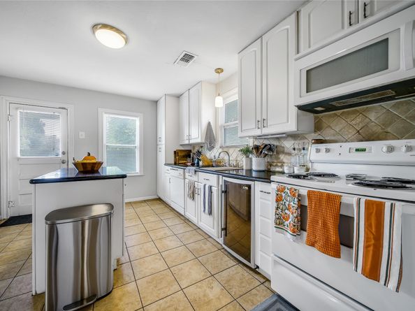 1132 E 28th Street, Houston TX 77009