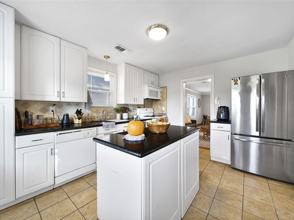 1132 E 28th Street, Houston TX 77009