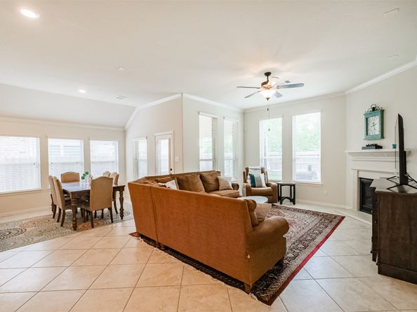 18826 Rosewood Terrace Drive, New Caney TX 77357