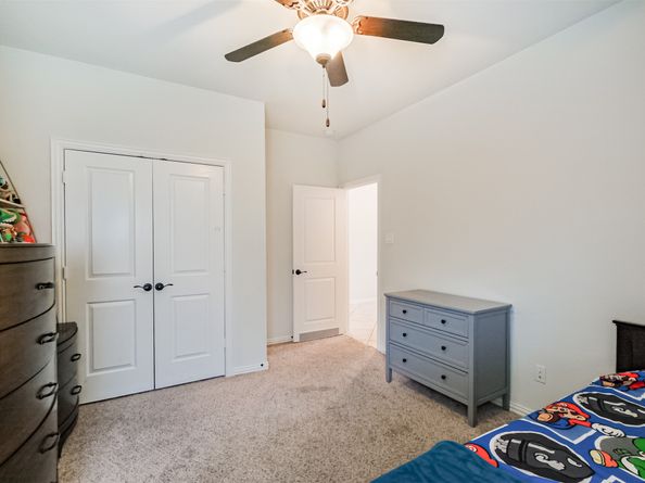 18826 Rosewood Terrace Drive, New Caney TX 77357