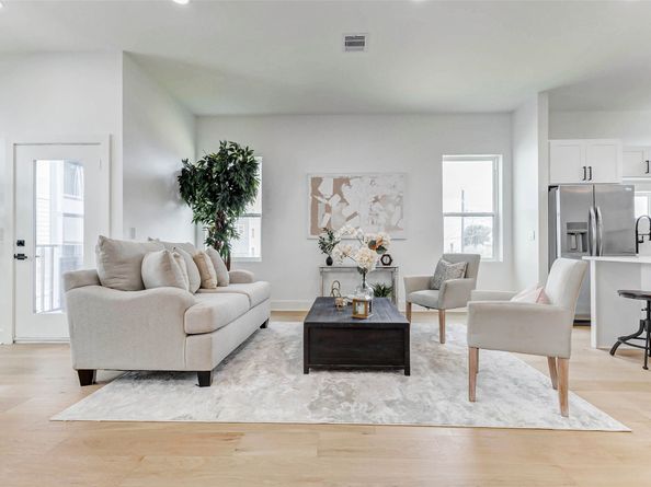 407 Grove Street B, Houston TX 77020