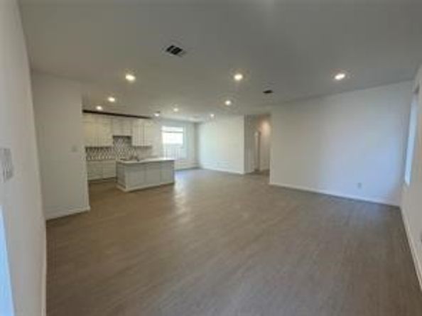 29663 Knollwood Bay Road, Waller TX 77484