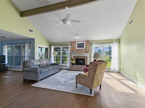 7215 Creek Crest Drive, Houston TX 77095