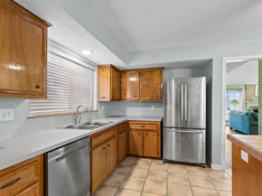 7215 Creek Crest Drive, Houston TX 77095