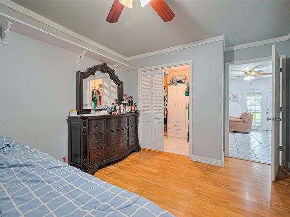 13351 Oak Leaf Lane, Houston TX 77015