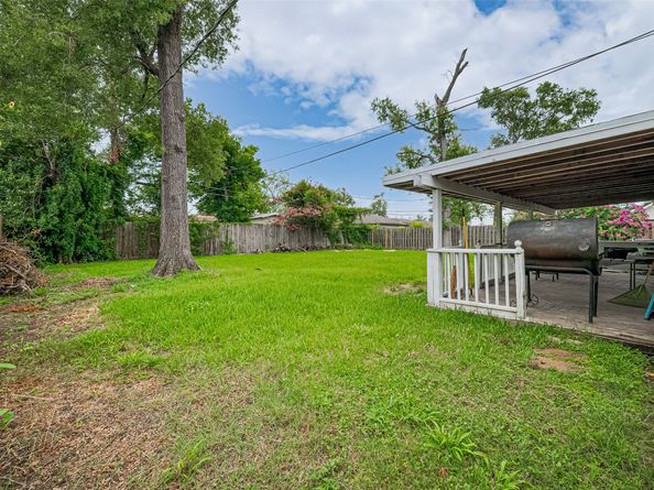 13351 Oak Leaf Lane, Houston TX 77015