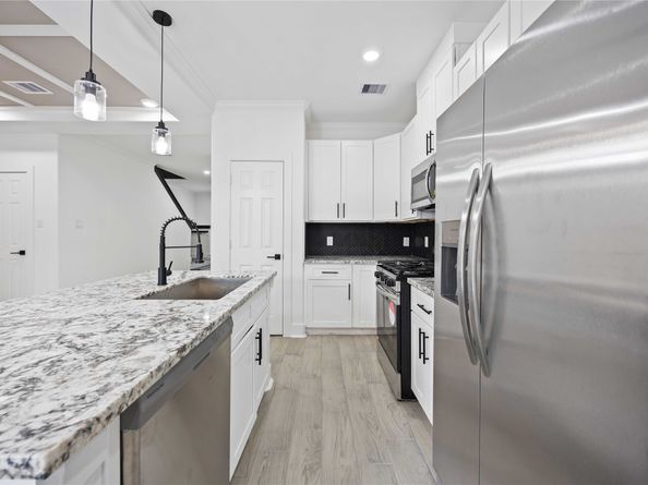 6734 Paris Street AB, Houston TX 77021