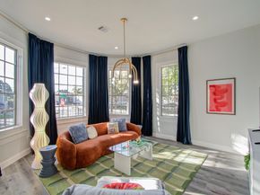 2118 Common Street Street, Houston TX 77009