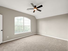 2425 W Bramlet Drive, Conroe TX 77304