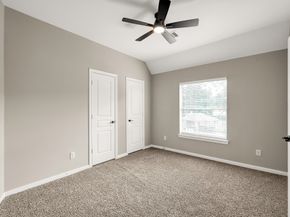 2425 W Bramlet Drive, Conroe TX 77304