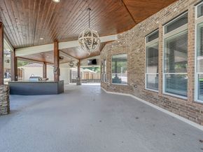 2425 W Bramlet Drive, Conroe TX 77304