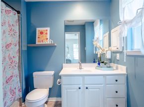 51 S Crisp Morning Circle, The Woodlands TX 77382