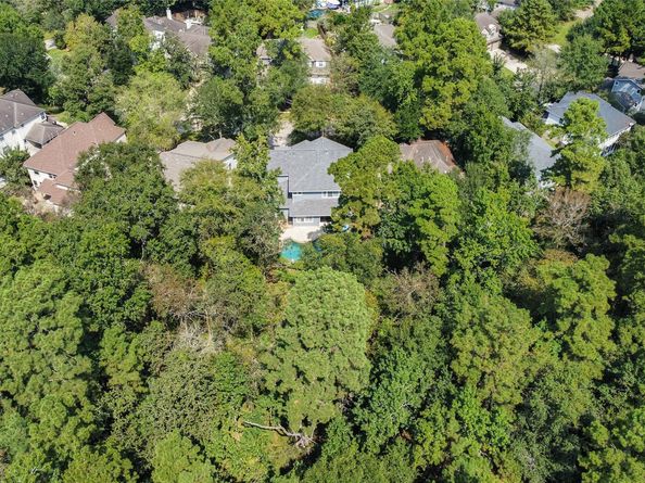 51 S Crisp Morning Circle, The Woodlands TX 77382