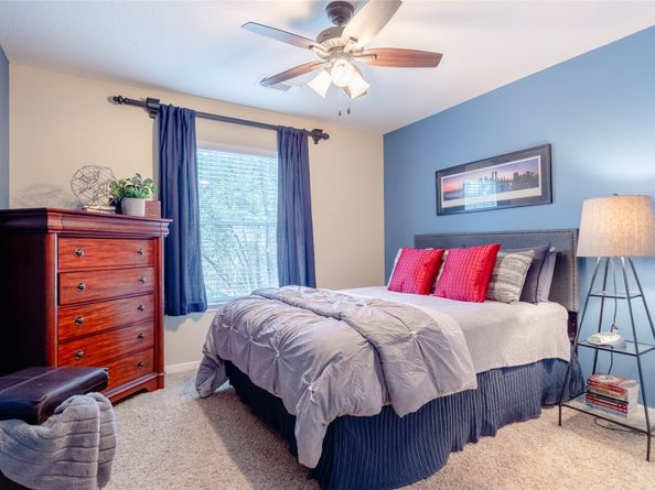 51 S Crisp Morning Circle, The Woodlands TX 77382