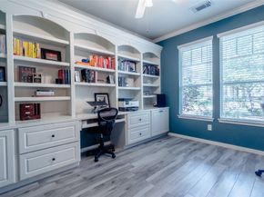 51 S Crisp Morning Circle, The Woodlands TX 77382