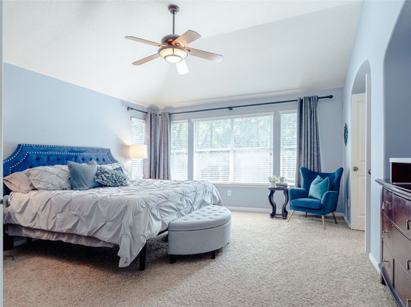 51 S Crisp Morning Circle, The Woodlands TX 77382