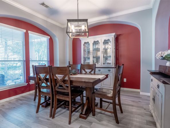 51 S Crisp Morning Circle, The Woodlands TX 77382