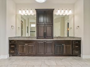 34 Jaden Oaks Place, Tomball TX 77375