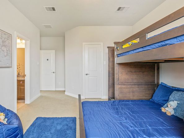 34 Jaden Oaks Place, Tomball TX 77375