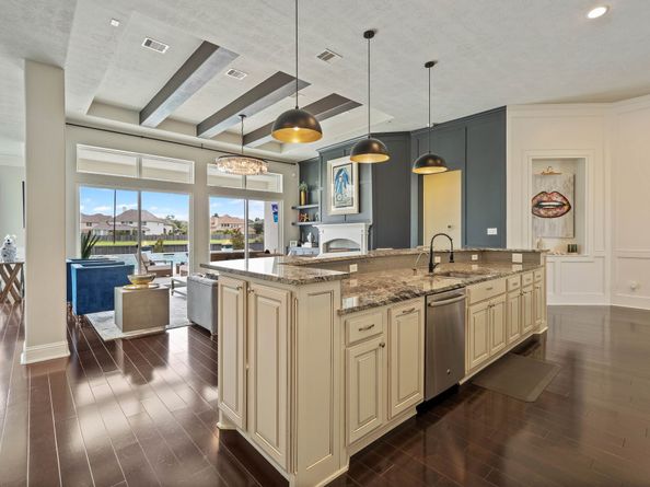 34 Jaden Oaks Place, Tomball TX 77375