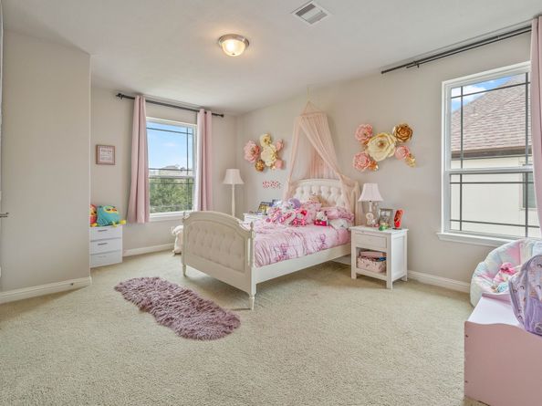 34 Jaden Oaks Place, Tomball TX 77375