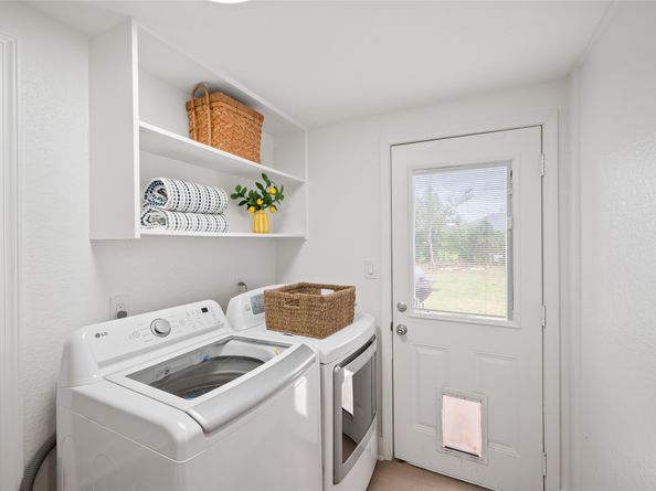 2302 Hewitt Drive, Houston TX 77018