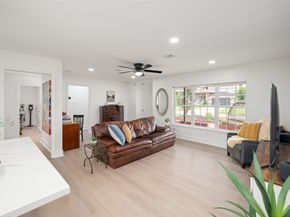 2302 Hewitt Drive, Houston TX 77018
