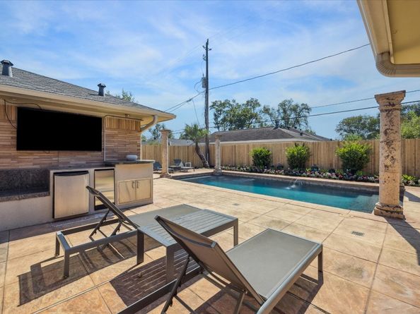 1814 Haverhill Drive, Houston TX 77008