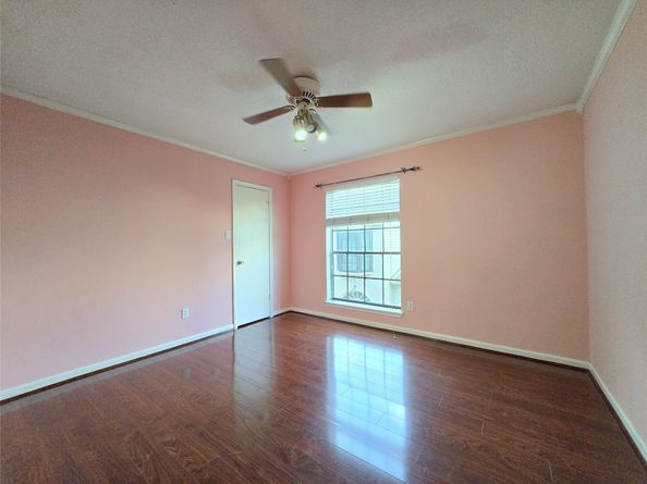 7350 Kirby Drive 33, Houston TX 77030