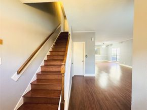 7350 Kirby Drive 33, Houston TX 77030
