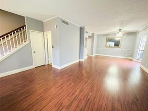 7350 Kirby Drive 33, Houston TX 77030