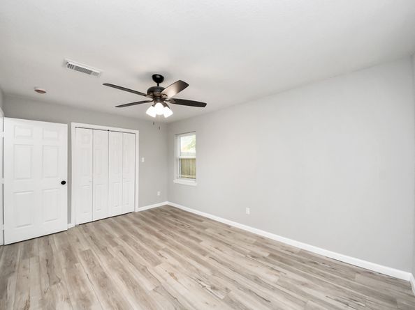 3923 Darlinghurst Drive, Houston TX 77045