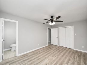 3923 Darlinghurst Drive, Houston TX 77045