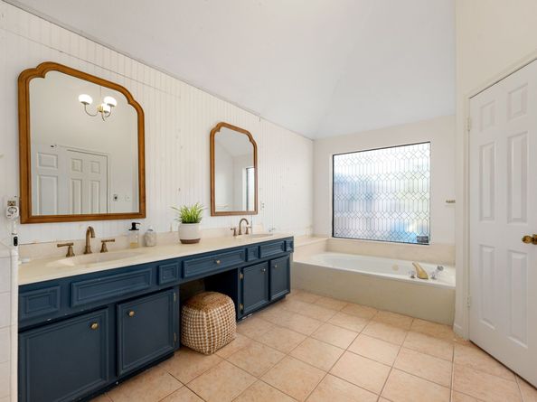 4303 Haven Glen Drive, Houston TX 77339