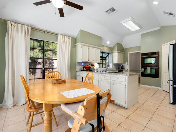 4303 Haven Glen Drive, Houston TX 77339