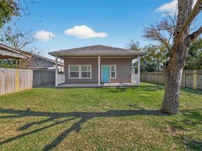 920 Kellogg Street, Houston TX 77012