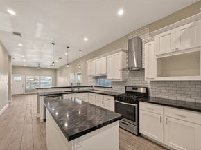 920 Kellogg Street, Houston TX 77012