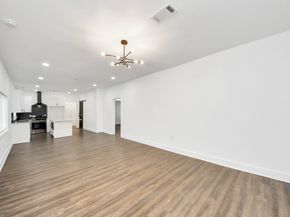 2518 Cochran Street, Houston TX 77009