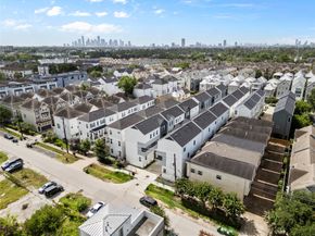 1122 W 16th Street B, Houston TX 77008