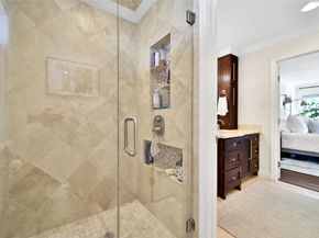 6238 Braesheather Circle, Houston TX 77096