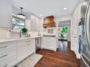 6238 Braesheather Circle, Houston TX 77096