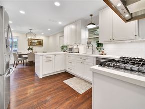 6238 Braesheather Circle, Houston TX 77096