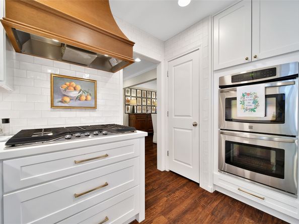 6238 Braesheather Circle, Houston TX 77096