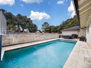 6238 Braesheather Circle, Houston TX 77096