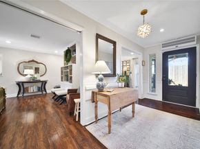 6238 Braesheather Circle, Houston TX 77096