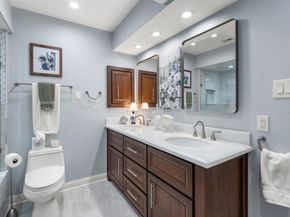 5913 Sugar Hill Drive 225, Houston TX 77057