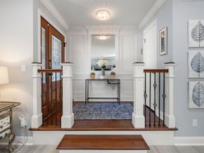 5913 Sugar Hill Drive 225, Houston TX 77057