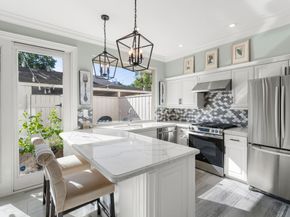 5913 Sugar Hill Drive 225, Houston TX 77057