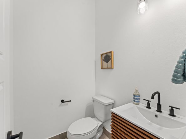 3002 Jensen Springs Lane, Houston TX 77026